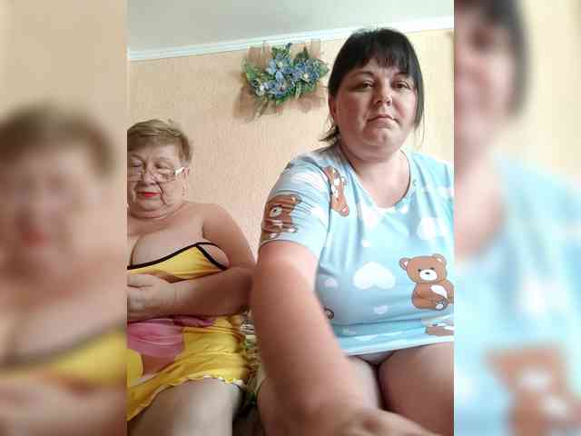 SweetLenaandNatalia webcam