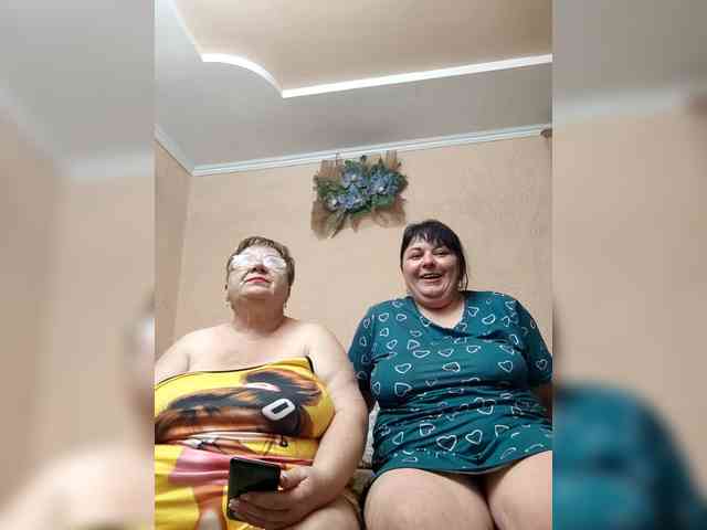 SweetLenaandNatalia webcam