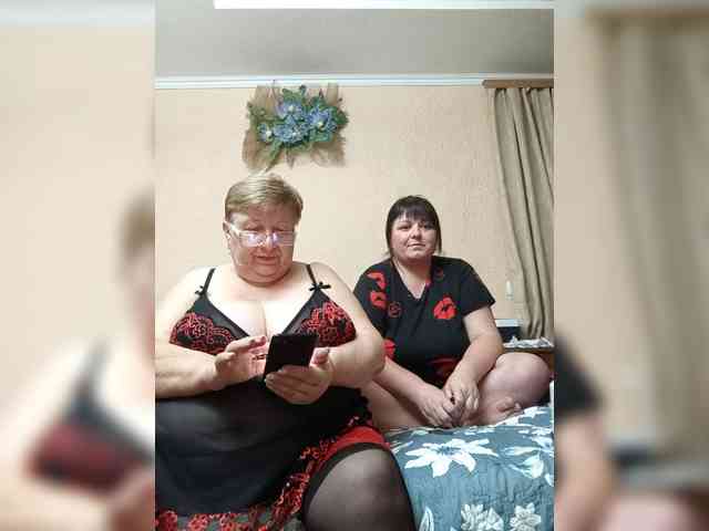 SweetLenaandNatalia webcam