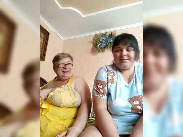 SweetLenaandNatalia webcam