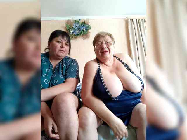 SweetLenaandNatalia webcam
