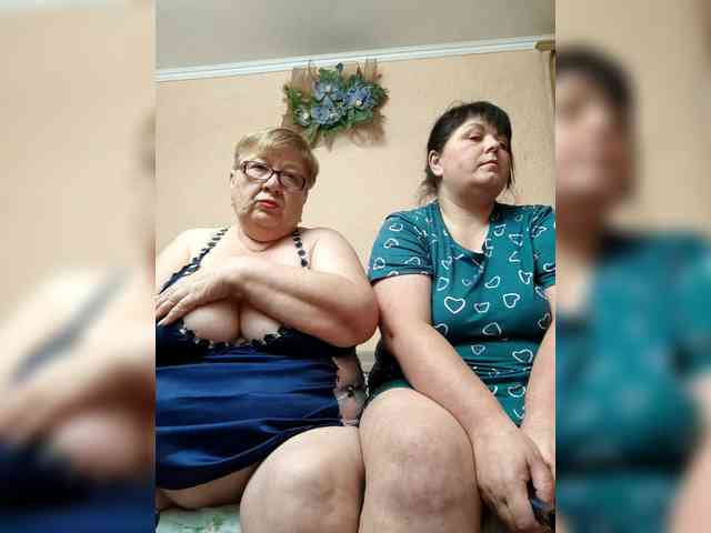 SweetLenaandNatalia webcam