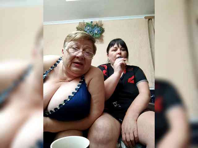 SweetLenaandNatalia webcam