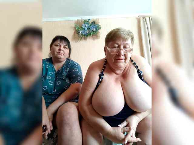 SweetLenaandNatalia webcam