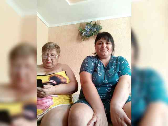 SweetLenaandNatalia webcam