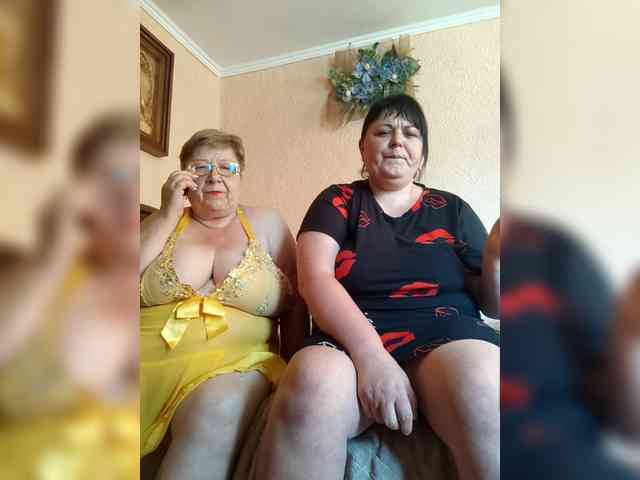 SweetLenaandNatalia webcam