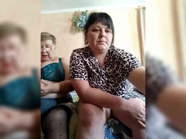 SweetLenaandNatalia webcam