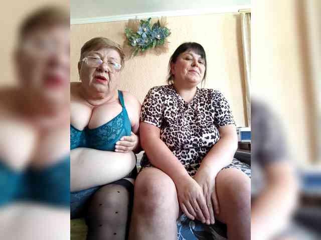 Model: SweetLenaandNatalia