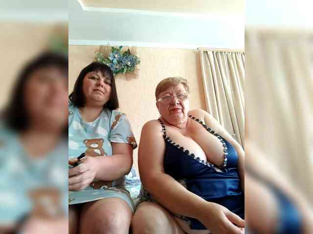 SweetLenaandNatalia webcam