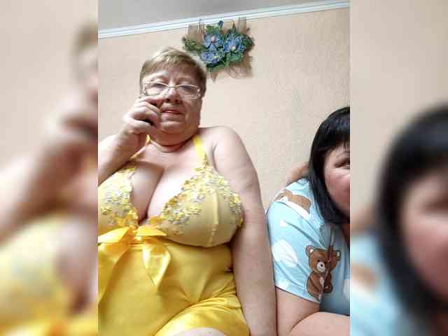 SweetLenaandNatalia webcam