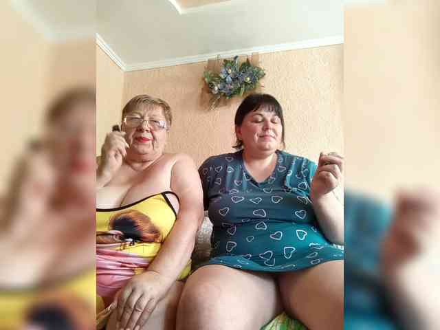 SweetLenaandNatalia webcam