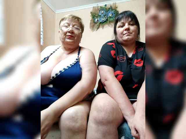 SweetLenaandNatalia webcam