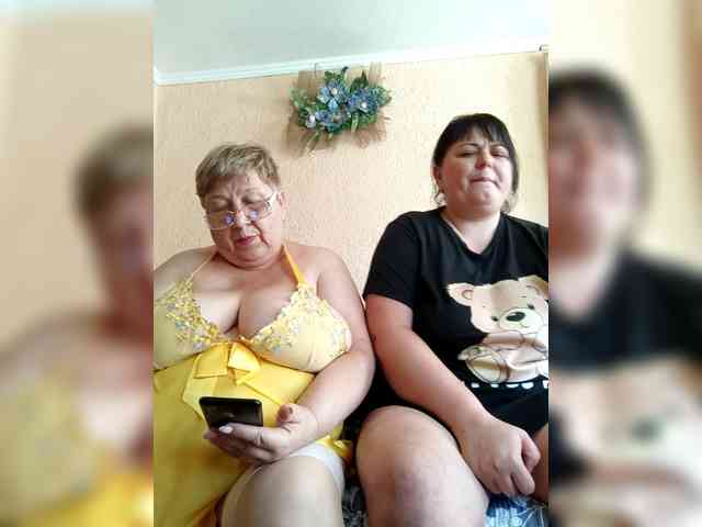 Модель: SweetLenaandNatalia