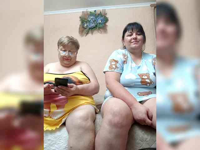 Модель: SweetLenaandNatalia