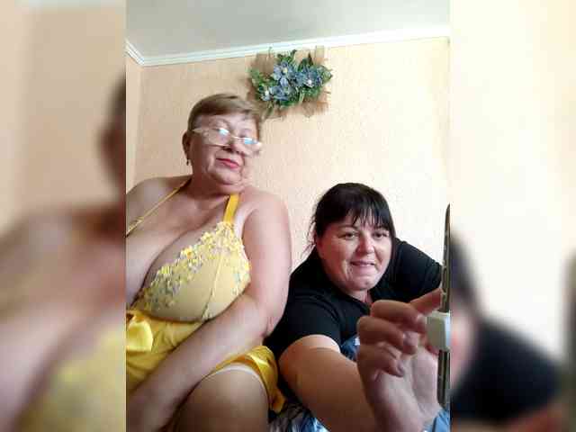 SweetLenaandNatalia webcam