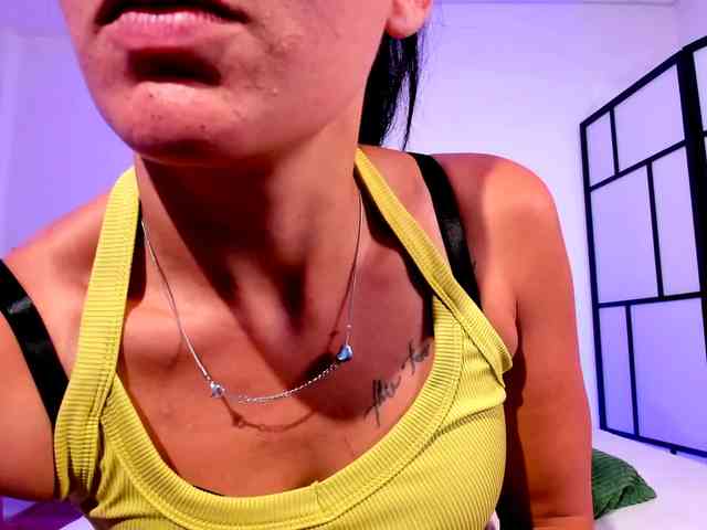 LeylaFoxxy webcam