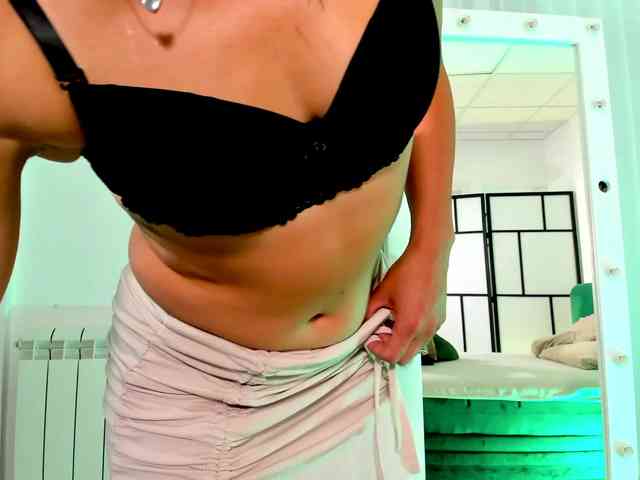 leylafoxxy's live room