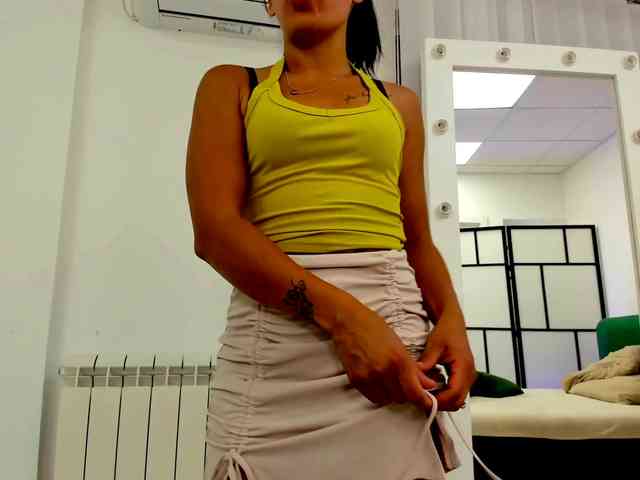 LeylaFoxxy webcam