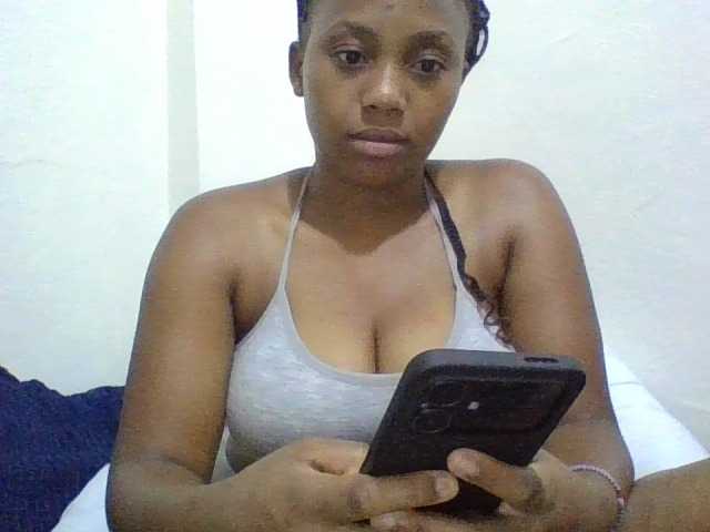 queenT live cam on BongaCams