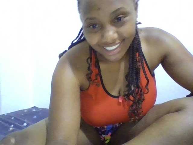 queenT live cam on BongaCams