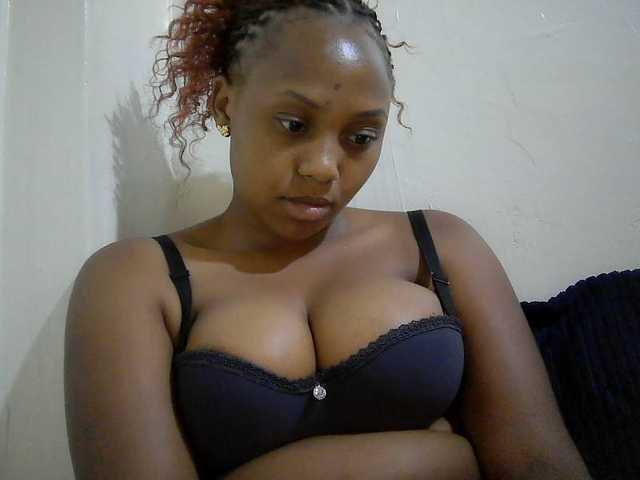 queenT live cam on BongaCams