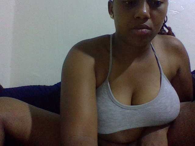 queenT live cam on BongaCams
