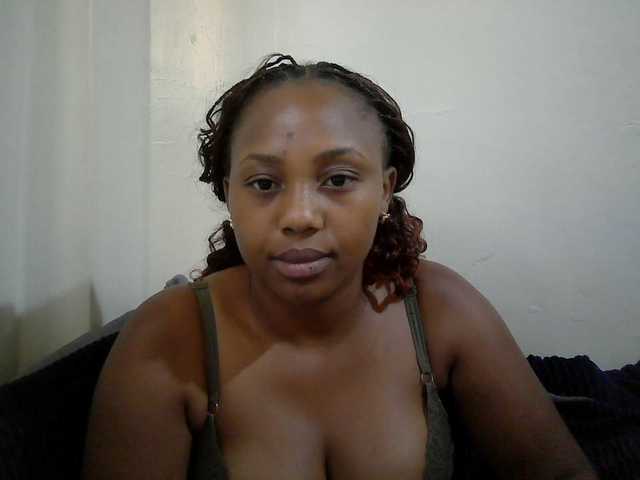 queenT live cam on BongaCams