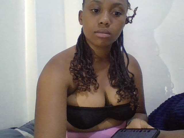 queenT live cam on BongaCams