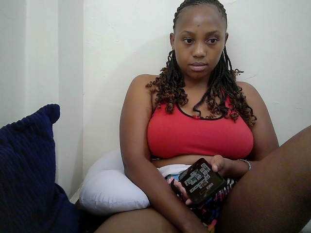 queenT live cam on BongaCams