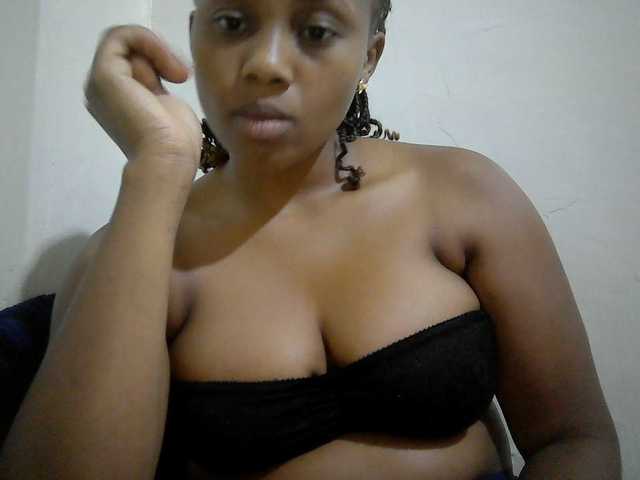 queenT live cam on BongaCams