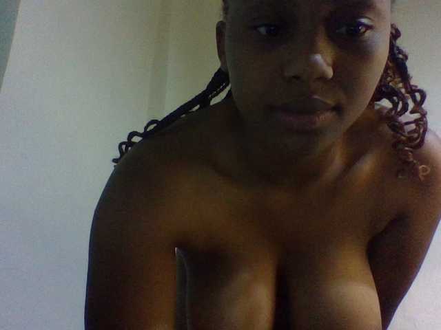 queenT live cam on BongaCams