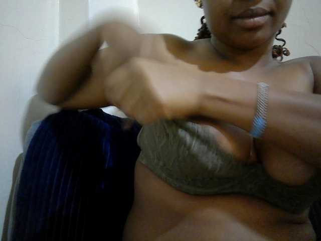 queenT live cam on BongaCams