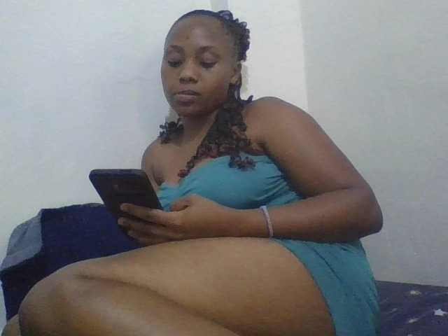 queenT live cam on BongaCams