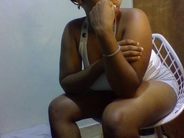 queenT live cam on BongaCams