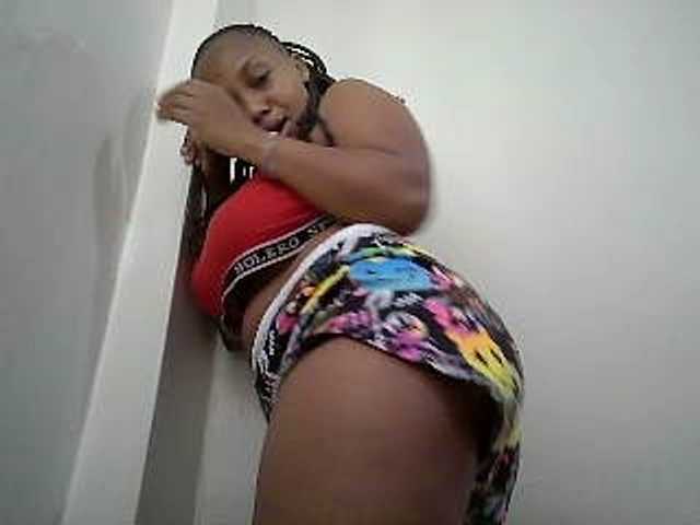 queenT live cam on BongaCams