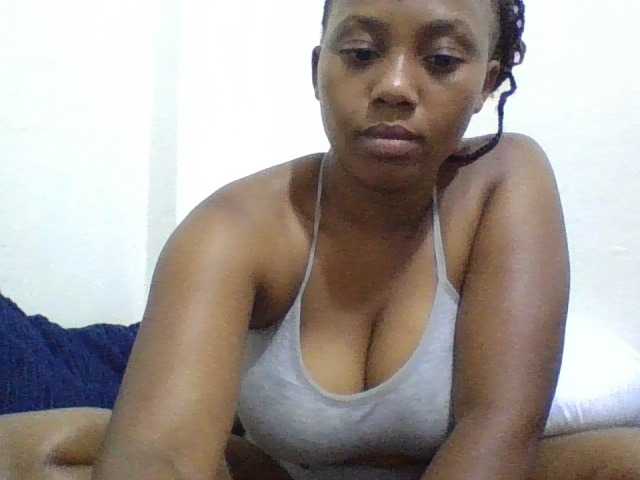 queenT live cam on BongaCams