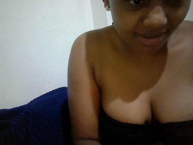 queenT live cam on BongaCams