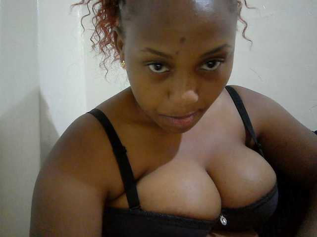 queenT live cam on BongaCams
