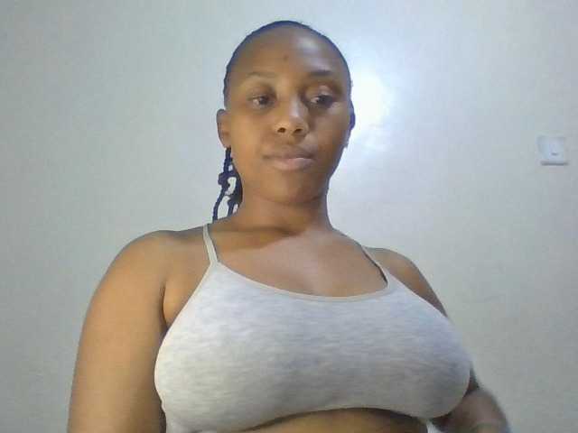 queenT live cam on BongaCams