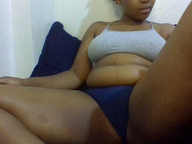 queenT live cam on BongaCams