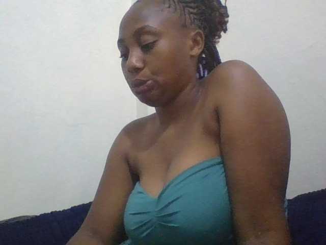 queenT live cam on BongaCams