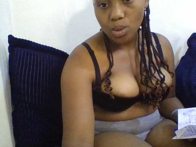 queenT live cam on BongaCams