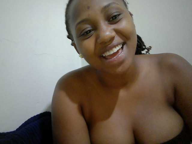 queenT live cam on BongaCams