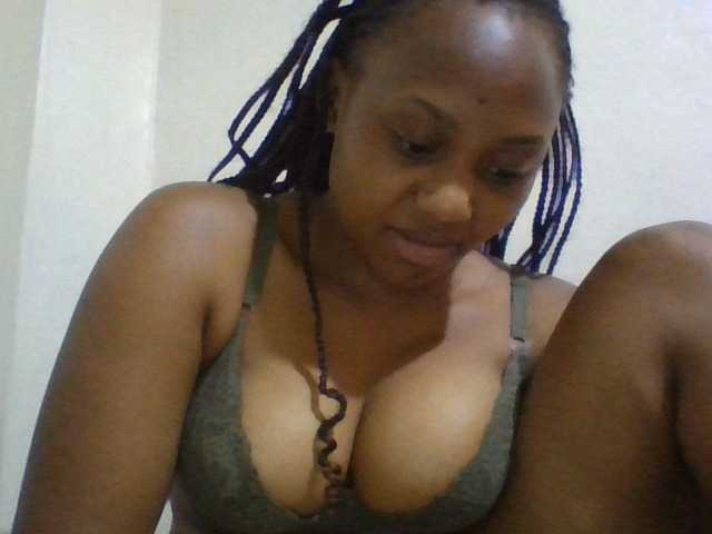 queenT live cam on BongaCams