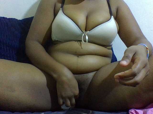 queenT live cam on BongaCams