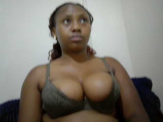 queenT live cam on BongaCams