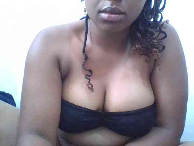 queenT webcam