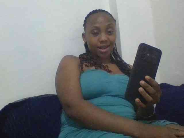 Model: queenT