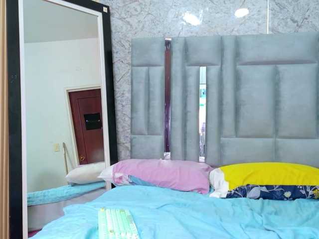 InkSinner — live female cam