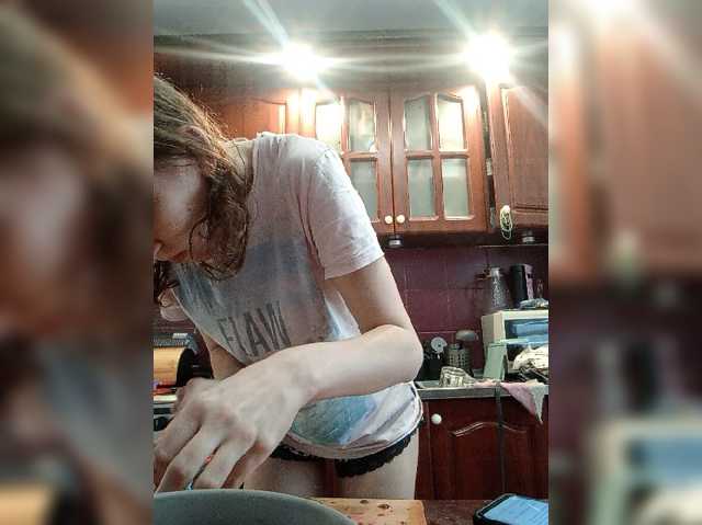Seksownaczarnulka live cam preview